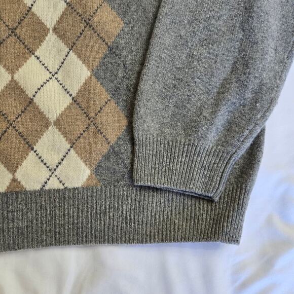 Jos. A. Bank Vintage Argyle Lambswool V-Neck Sweater L Academia Preppy Old Money - Picture 8 of 11